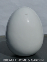 BOB Polyresin Egg medium white