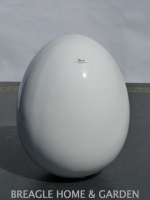 BOB Polyresin Egg small white