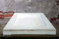 Bob Polyresin schaal vierkant dirty white