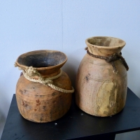 Wooden round pot A