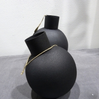 BOB Iron vase textured bol L black