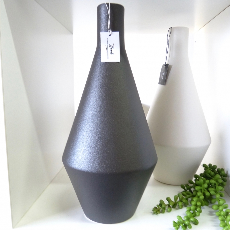 BOB keramiek honey bottle vase cast iron