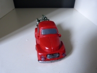Rode vrachtauto 2 kerstbomen met koplamp led